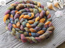 Load image into Gallery viewer, Autumn Leaves Polwarth Linen Combed Top