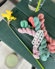 Load image into Gallery viewer, Hello, Spring! 5 Skein Mini Fade Set