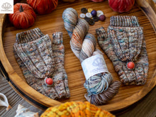 Load image into Gallery viewer, Beach Pebble Mitts Sport or DK Weight Hand Knitting Pattern