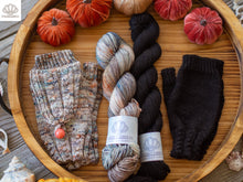 Load image into Gallery viewer, Beach Pebble Mitts Sport or DK Weight Hand Knitting Pattern