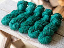 Load image into Gallery viewer, Emerald