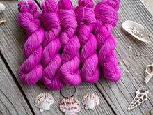 Load image into Gallery viewer, Magenta