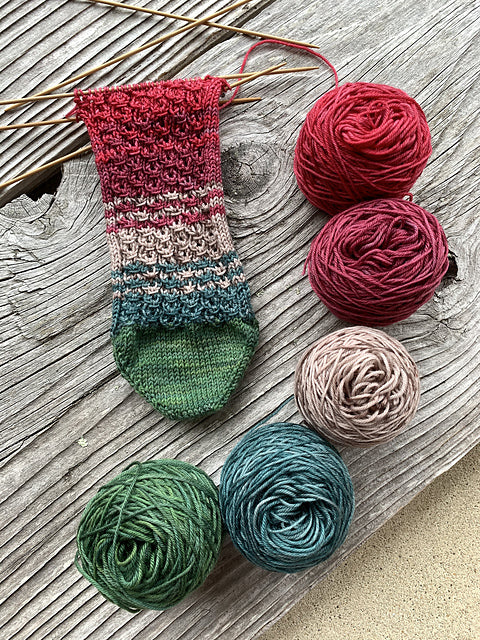 Mini Adventure Sock Holiday Kit