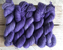 Load image into Gallery viewer, Violets