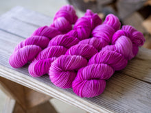Load image into Gallery viewer, Magenta