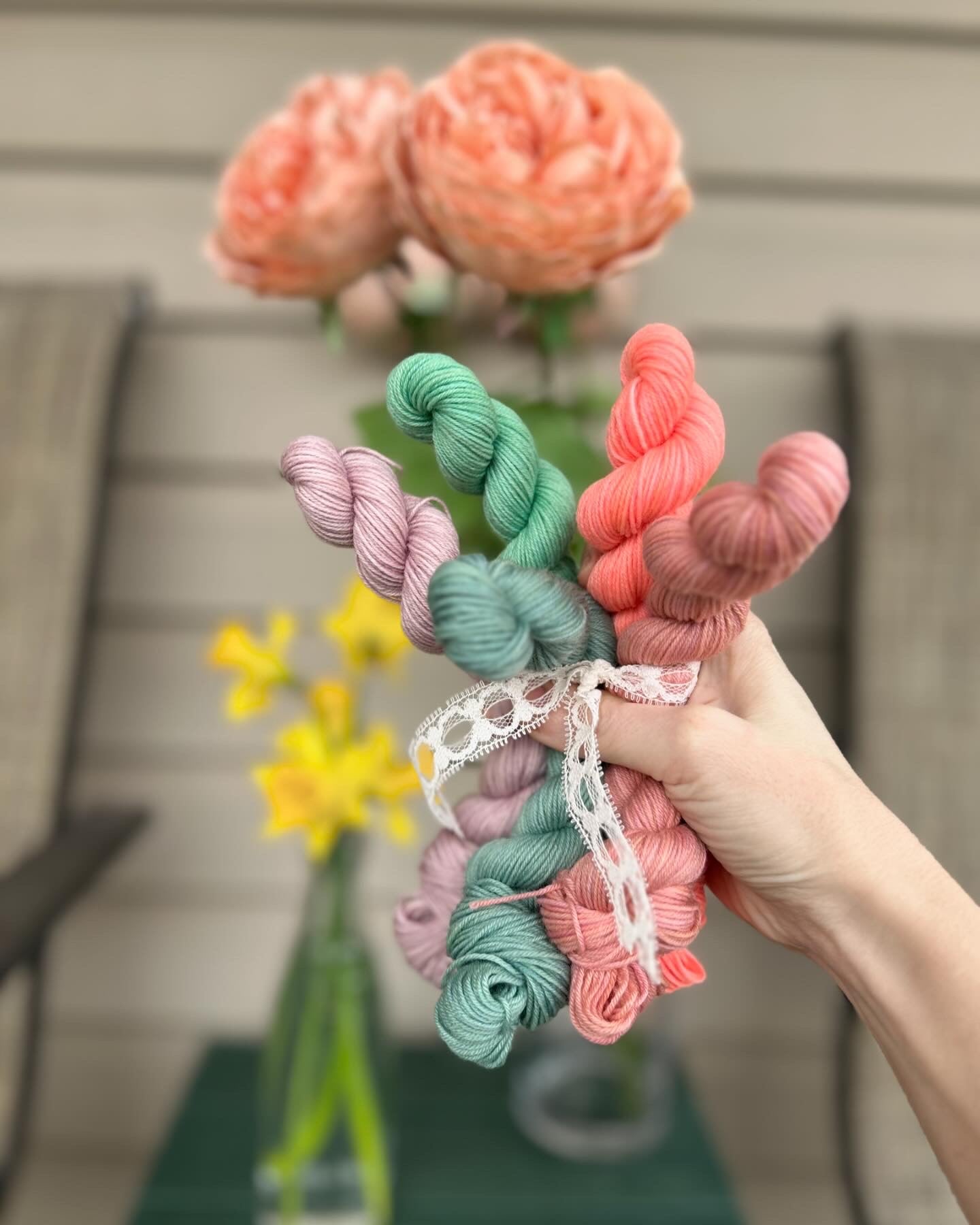 Hello, Spring! 5 Skein Mini Fade Set
