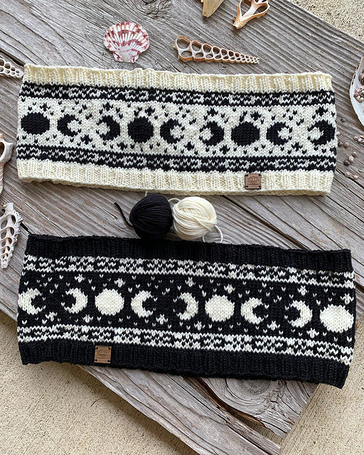 Broom Riding Cowl Hand Knitting Pattern DK and Fingering Weight