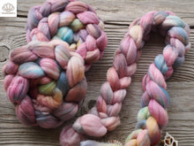 Load image into Gallery viewer, Promenade Combed Top Polwarth Camel and Silk
