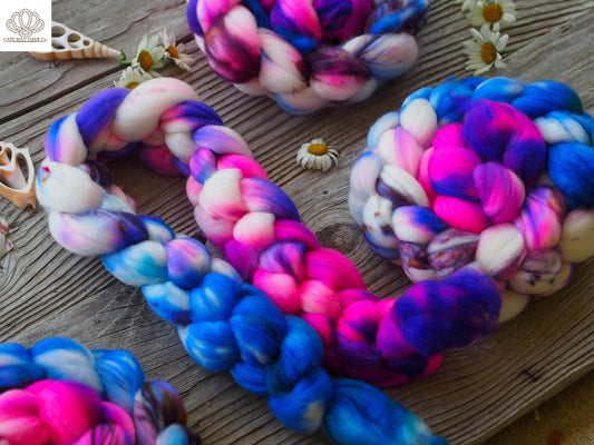 Spinning Sirens SW Merino Combed Top- 4 oz braid