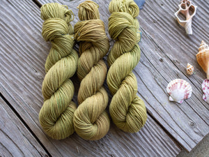 Avocado and Mulberry Leaf Naturally Dyed DK