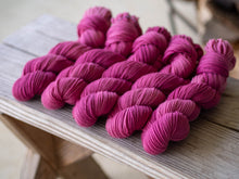 Load image into Gallery viewer, Lac Naturally Dyed DK
