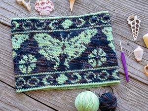 Luna Moth Cowl DK Weight Crochet Pattern